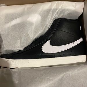 Brand new Nike Blazer “77 Vintage